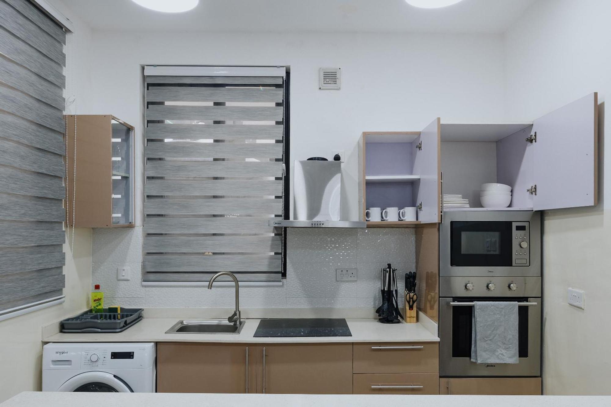 The Avery Apartments At Odomaa Place B, East Airport 阿克拉 外观 照片