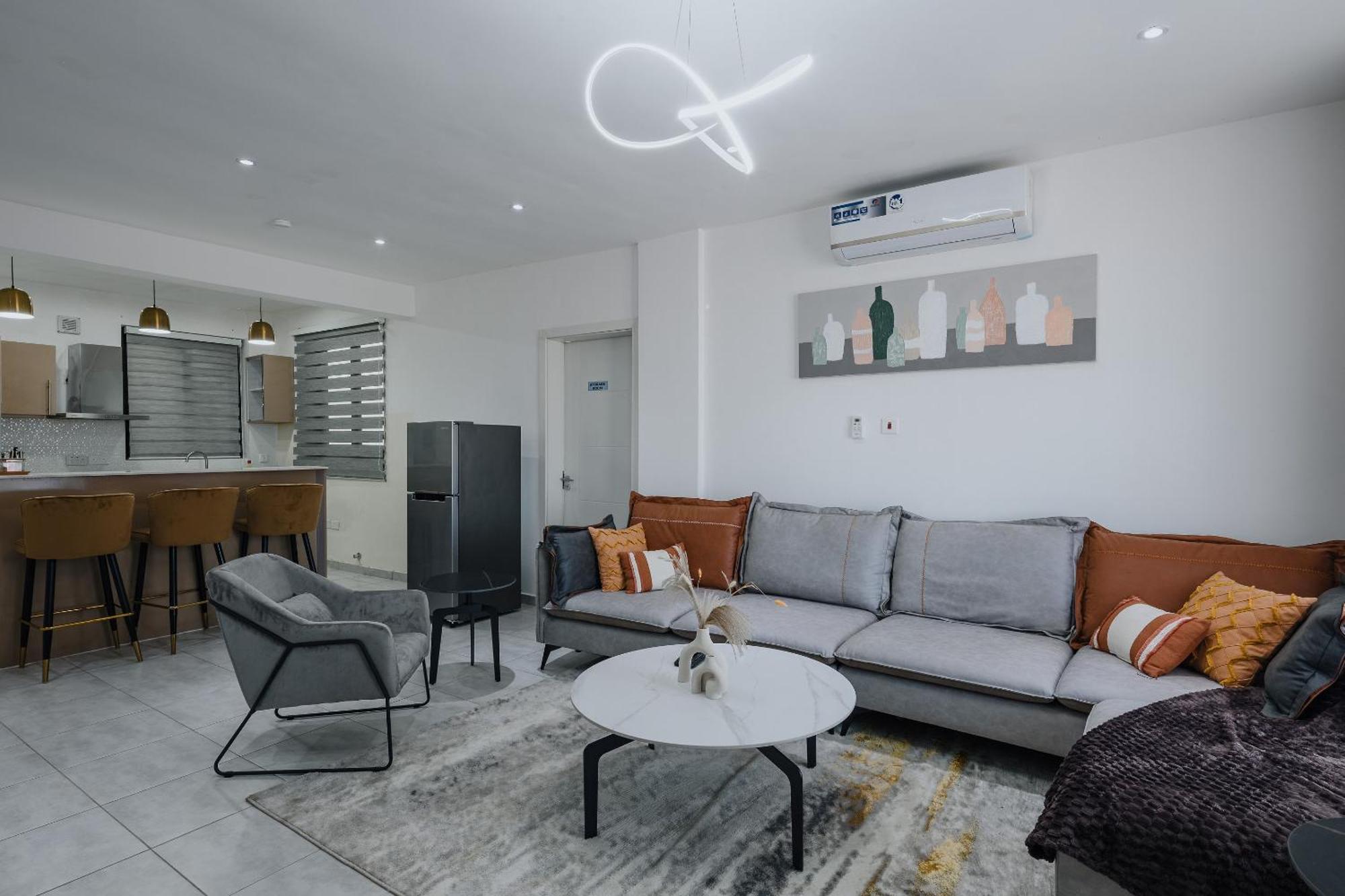 The Avery Apartments At Odomaa Place B, East Airport 阿克拉 外观 照片