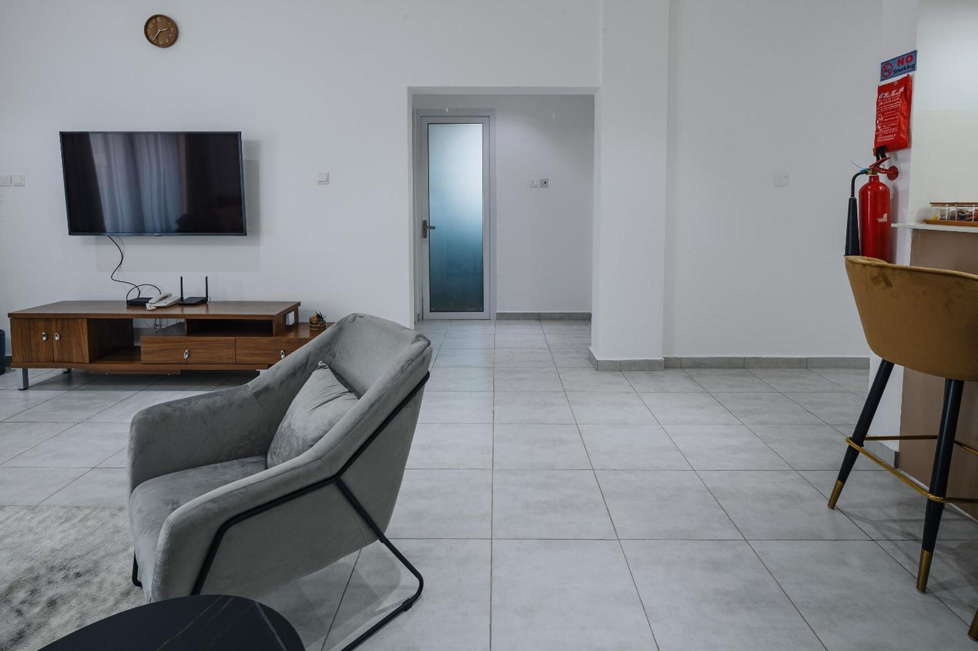 The Avery Apartments At Odomaa Place B, East Airport 阿克拉 外观 照片