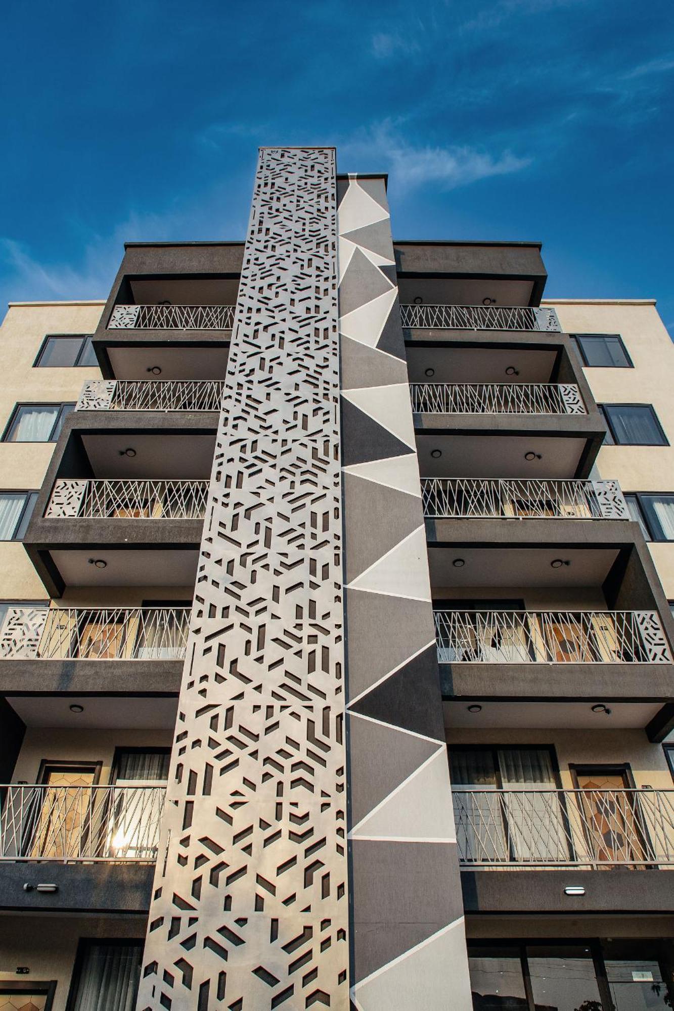 The Avery Apartments At Odomaa Place B, East Airport 阿克拉 外观 照片